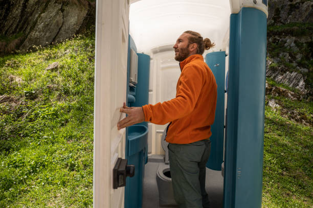 Best Portable bathroom rental  in Crystal Falls, MI